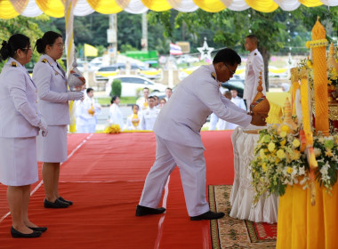 ร่วมพิธีและกิจกรรมเนื่องในโอกาสวันเฉลิมพระชนมพรรษาพระบาทสมเด็จพระเจ้าอยู่หัว 28 กรกฎาคม 2568 ... พารามิเตอร์รูปภาพ 17